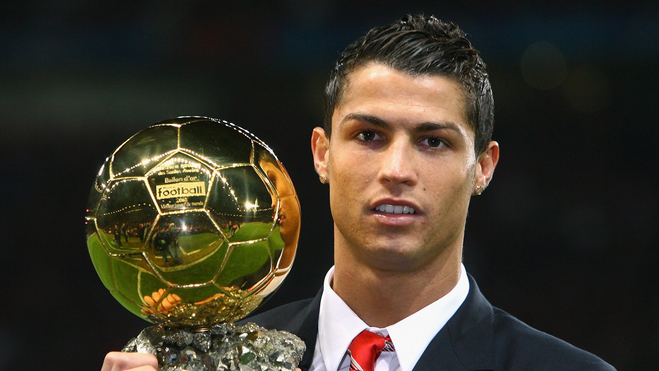 米兰体育在线下载-足球青少年教练考核改革，持证上岗标准升级，青少年足球教练员应该具备哪些基本素质